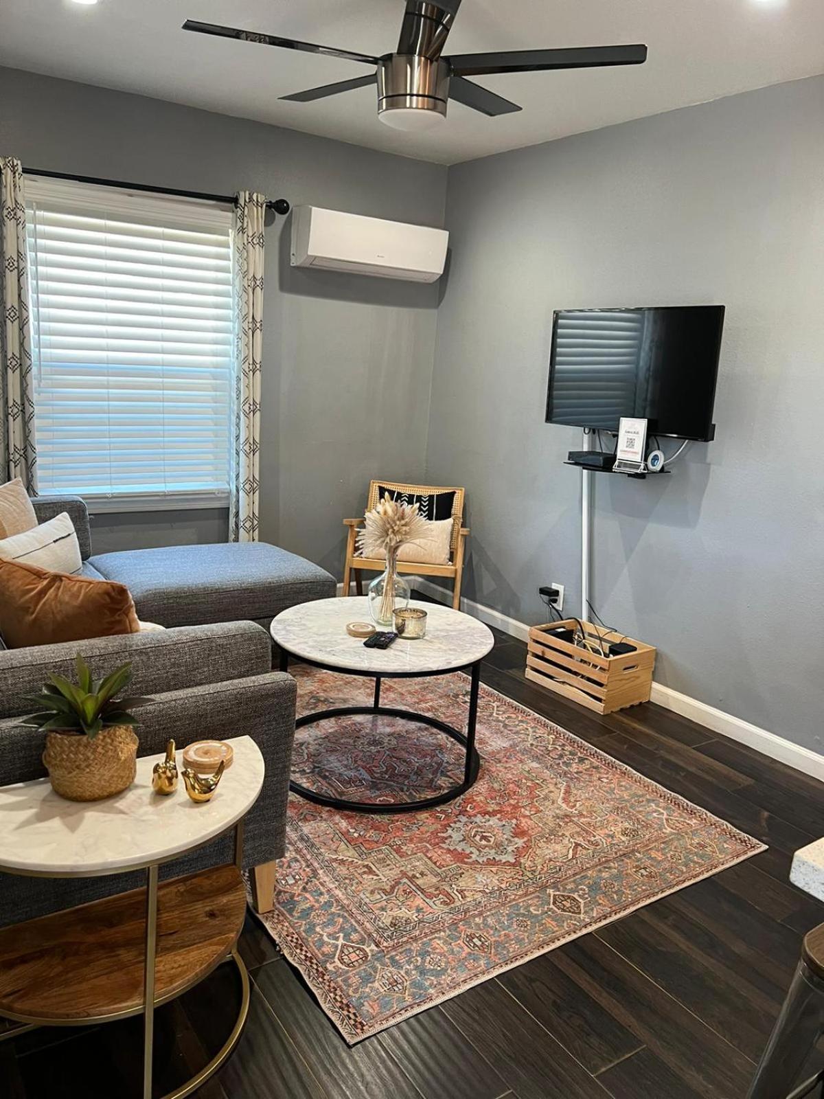 Apartment Located In Historic District Mins To Downtown, Beaches & Convention Center Long Beach Ngoại thất bức ảnh